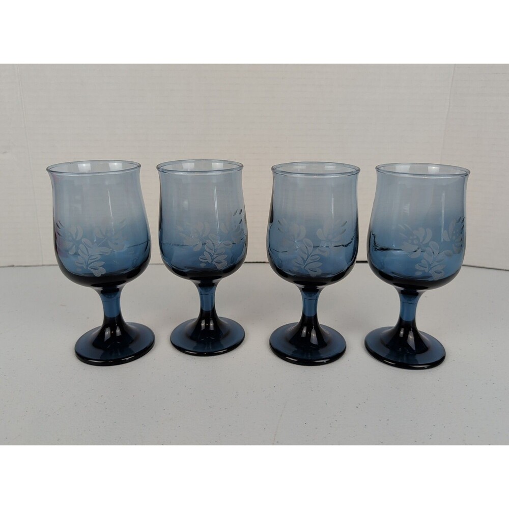 VTG Set 4 Pfaltzgraff Yorktowne Etched Cobalt Blue Stemmed Goblet Glasses 5.5"